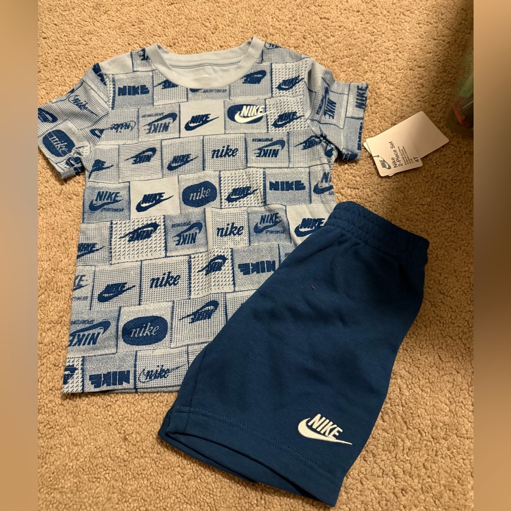 Nike Blue Graphic T-Shirt and Shorts Set